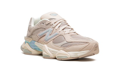 New Balance 9060 Ivory